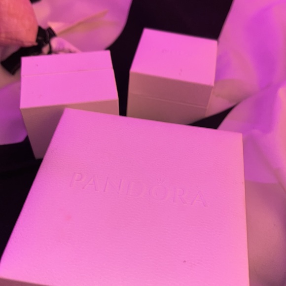 Pink Pandora Heart Charm for small band - Picture 3 of 3